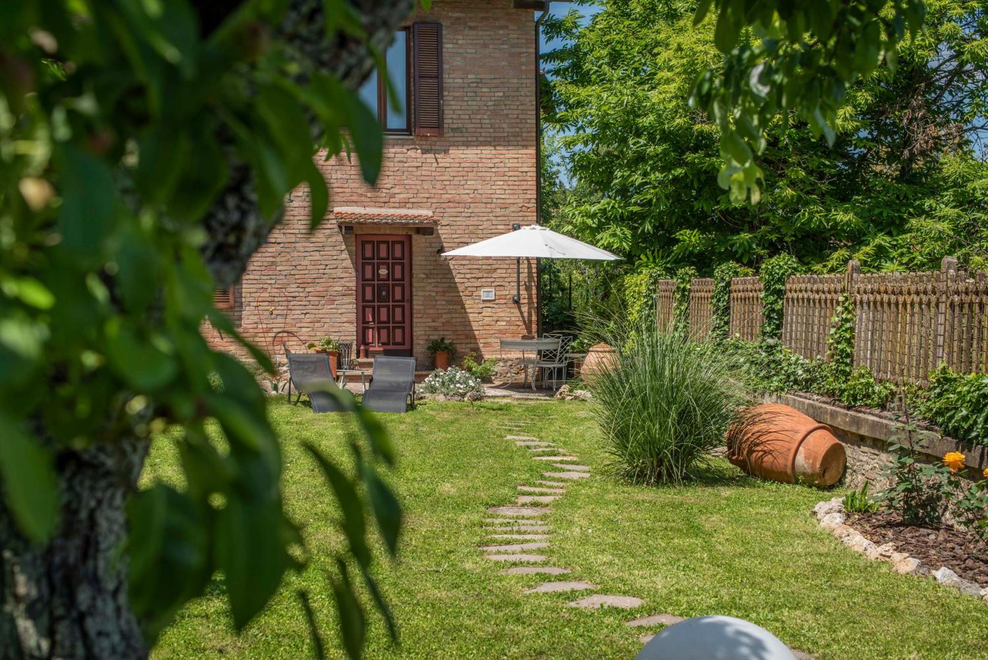 Villa Elvira 1931 Siena Exterior photo